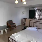 Karavela 's House 1